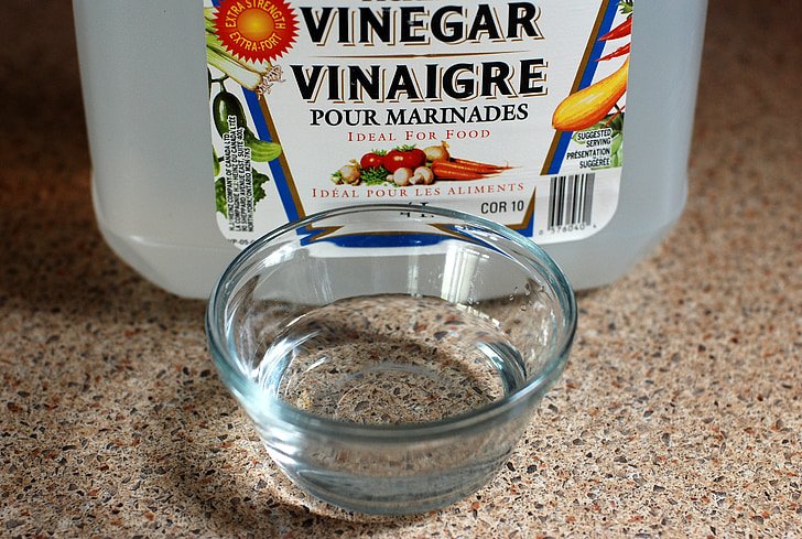 Remove Stains with Vinegar